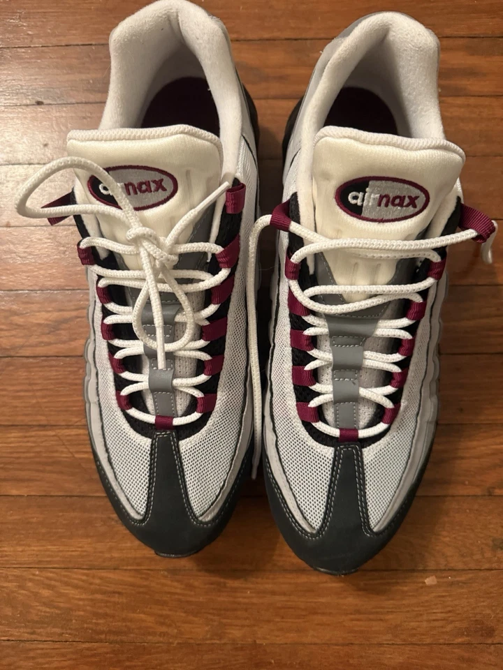 Size 14 - Nike Air Max 95 Dark Beetroot - Image 3 of 4