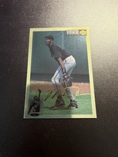 Michael Jordan 1994 UD Collectors Choice Gold Signatures Foil #23 Bulls Hof
