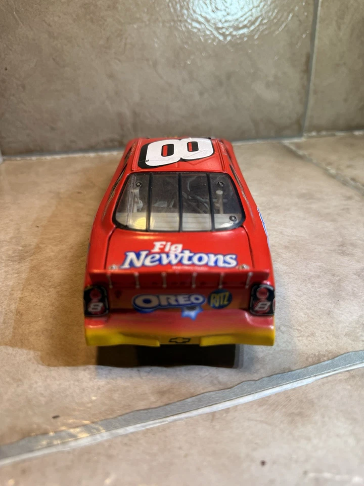 Coche diecast Dale Earnhardt Jr Action 2003 Monte Carlo #8 RITZ OREO 1:24 Foto 4 de 4