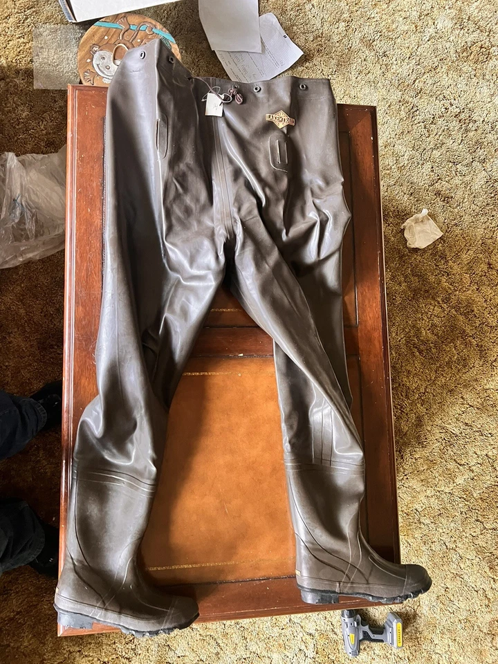 Mens Chest Waders Lake 'N Trail Nylon Waterproof Suspenders Size 11 VINTAGE NEW - Image 2 of 4