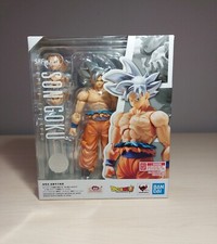 BANDAI Tamashii S.h Figuarts Dragon Ball Super - Son Goku Ultra Instinct (NEW)