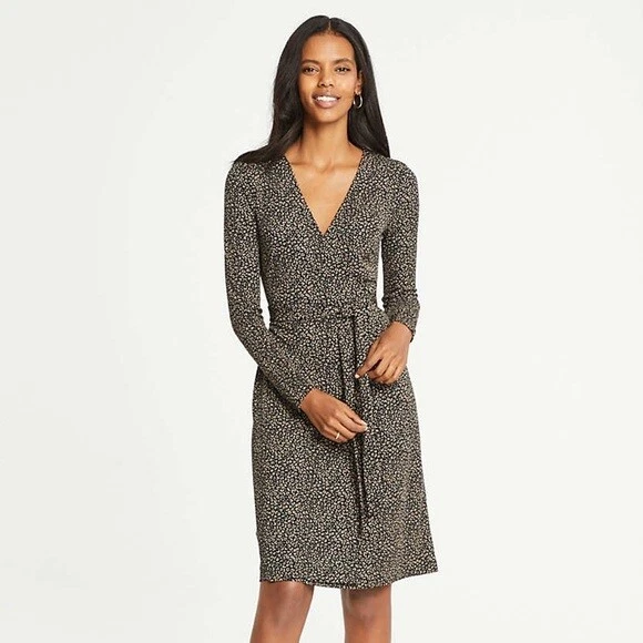 Ann taylor hotsell black wrap dress