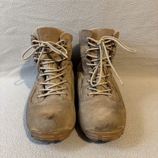 Belleville men’s tan military combat boots size 11.0 R made in USA