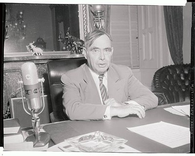 House Speaker Joseph Martin commends fellow members of hardest wor- Old Photo