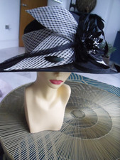 supersmart ladies modern oval shape   formal wedding/ASCOT races  hat