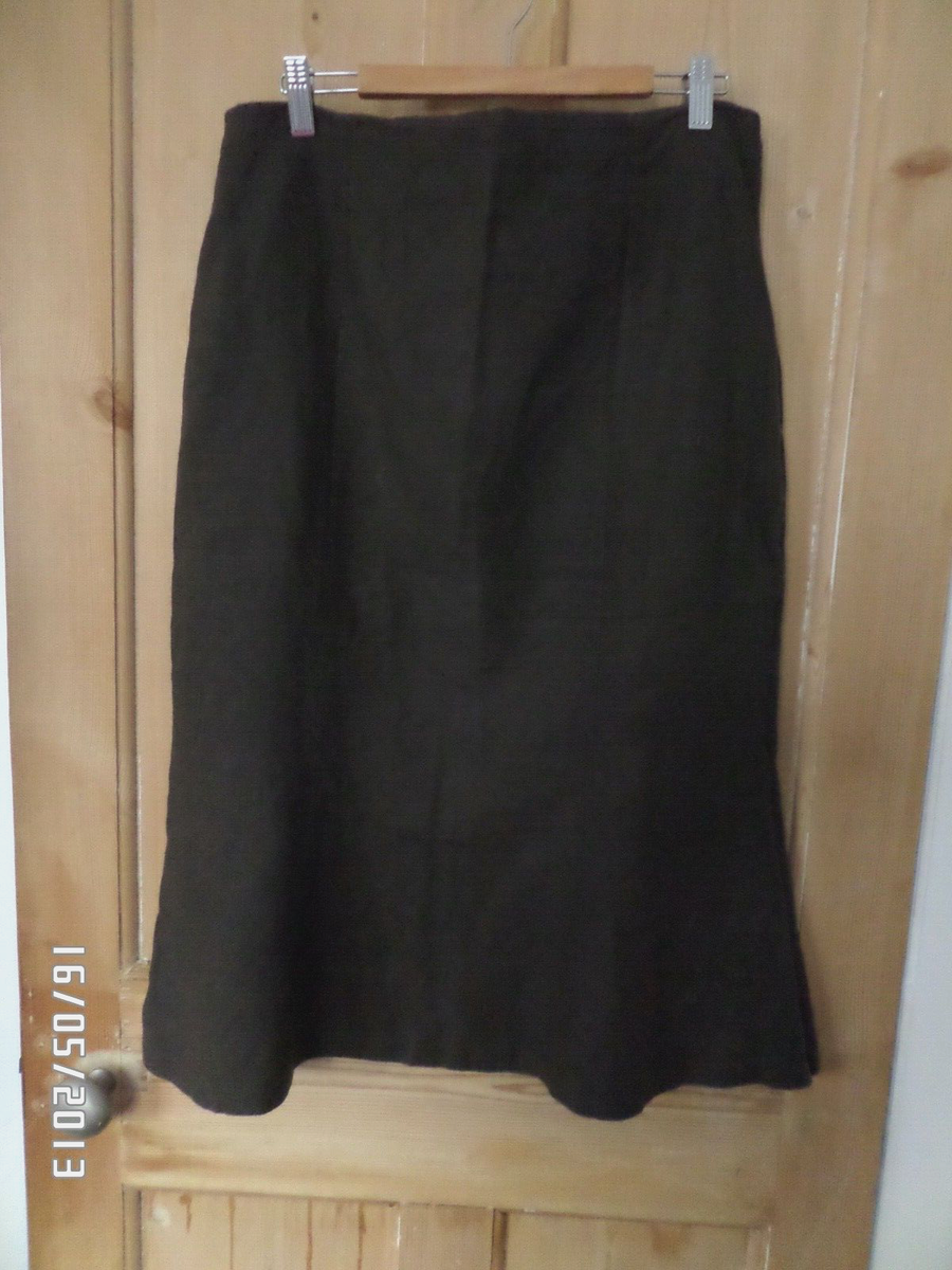 Hobbs women's brown linen skirt, size 14, midi length, side Hobbs women's brown linen skirt, size 14, midi length, side