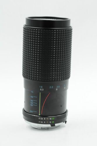 COSINA 80-200mm f/4.5-5.6 マクロズームレンズ COSINA 80-200mm f/4.5-5.6 マクロズームレンズ