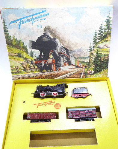 Fleischmann Set 1275/2 - Uhrwek-Lok + 2 Wagen #999 | Zustand: Gebraucht