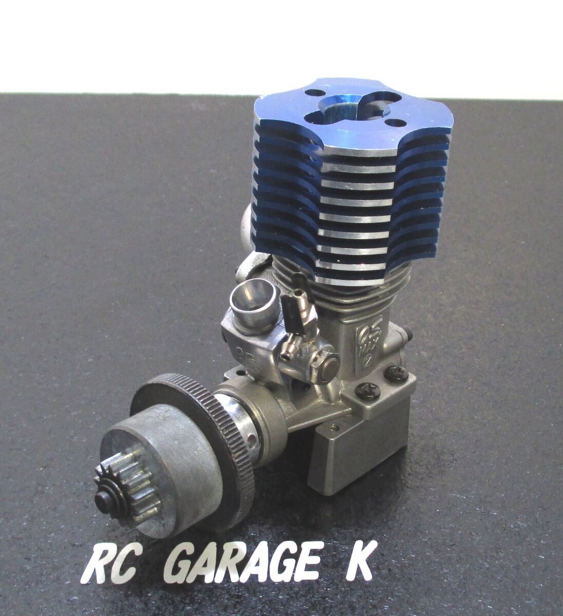 O.S. MAX-CZ12Z Full maintenance vintage 2 stroke glow engine O.S. MAX-CZ12Z Full maintenance vintage 2 stroke glow engine