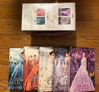 The Selection Series 5-Book Complete BOX SET Kiera Cass Paperback Crown Elite