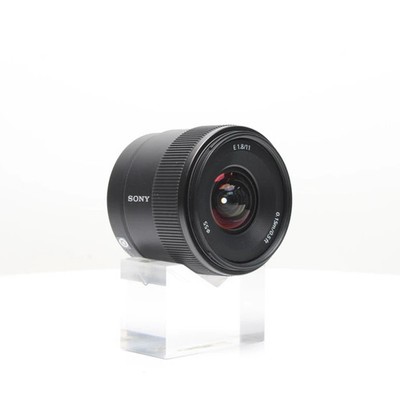 Sony E 11mm F1.8 APS-C Ultra Wide Angle Prime Lens for APS-C cameras SEL11F18