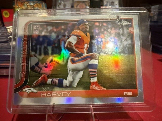 2025 Topps Chrome - Rookies Image Variation RJ Harvey #330 (RC)