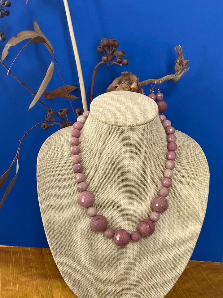 Impresionante collar de rodonita y pendientes a juego - Juego de joyas Foto 2 de 4