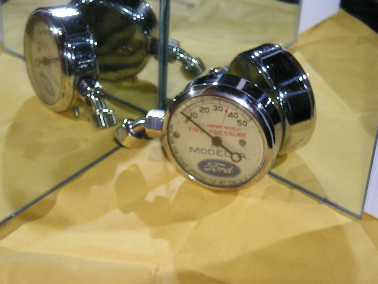 Beautiful Antique US Model A Ford Tire Gauge Vintage Tool Kit Display