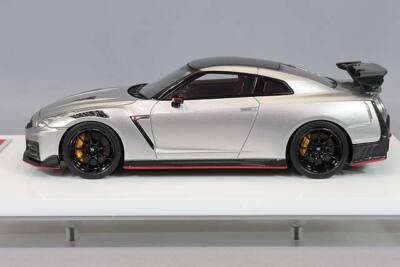 Make Up EM685C 1/43 NISSAN GT-R NISMO 2024 Silver Model Car Make Up EM685C 1/43 NISSAN GT-R NISMO 2024 Silver Model Car