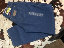 NEW Women  s Wrangler Jeans