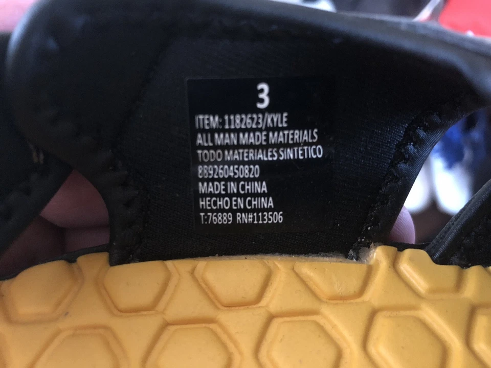 Sandalias para niños. Puntera cerrada deportiva. Khombu, gris y amarillo. Juvenil Talla 3. Poco uso Foto 4 de 4