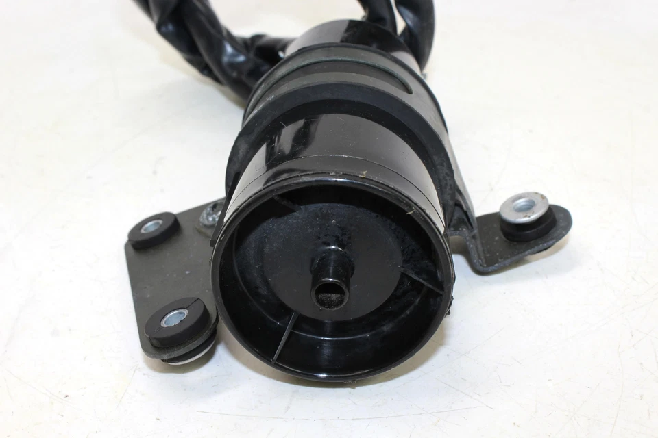 Suzuki GSXR750 2001 bote de emisiones de carbón de vapor evap Foto 3 de 4