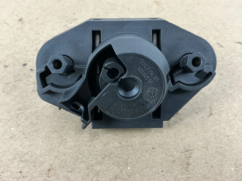 BMW 740i 740Li 2010-2015 cilindro de bloqueo de tapa de maletero 7194181 OEM Foto 4 de 4