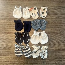 Set of 8 Gerber newborn mitten - various colors and prints
