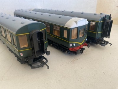 HORNBY R369 KLASSE 110 3 WAGEN DMU EINHEIT SET BR GRÜN ZUGPACKUNG SEHR GUTER ZUSTAND & EINLAGE