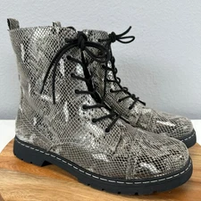 Arizona Jean Co AZ QUEEN Snakeskin Lace Up Combat Ankle Boots 7.5M 037-0683