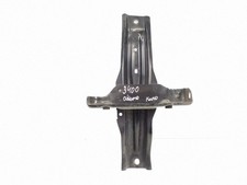 Mercedes-Benz GLA W156 2014 Batteriehalterung A2466200020 EZE49000