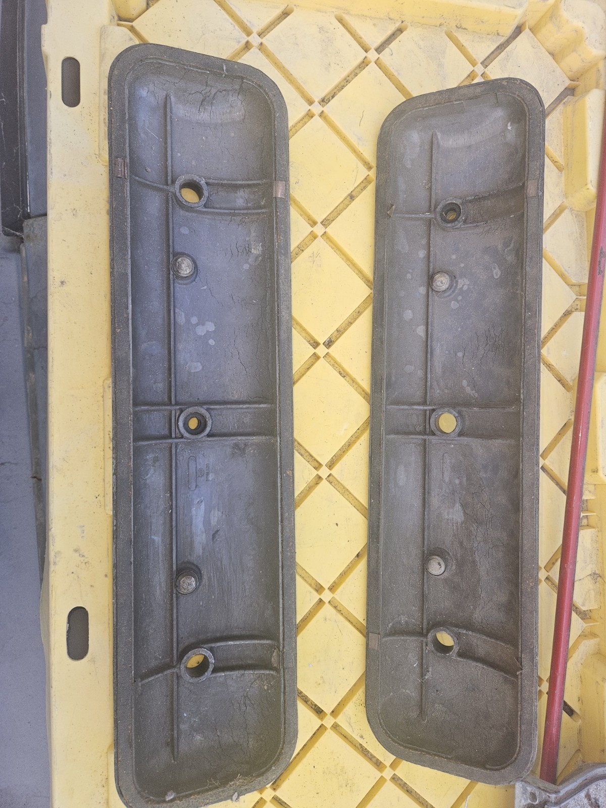 1987-1990 Rolls Royce Silver Spur 6.8 Valve Covers LH & RH Pair Set OEM 78443