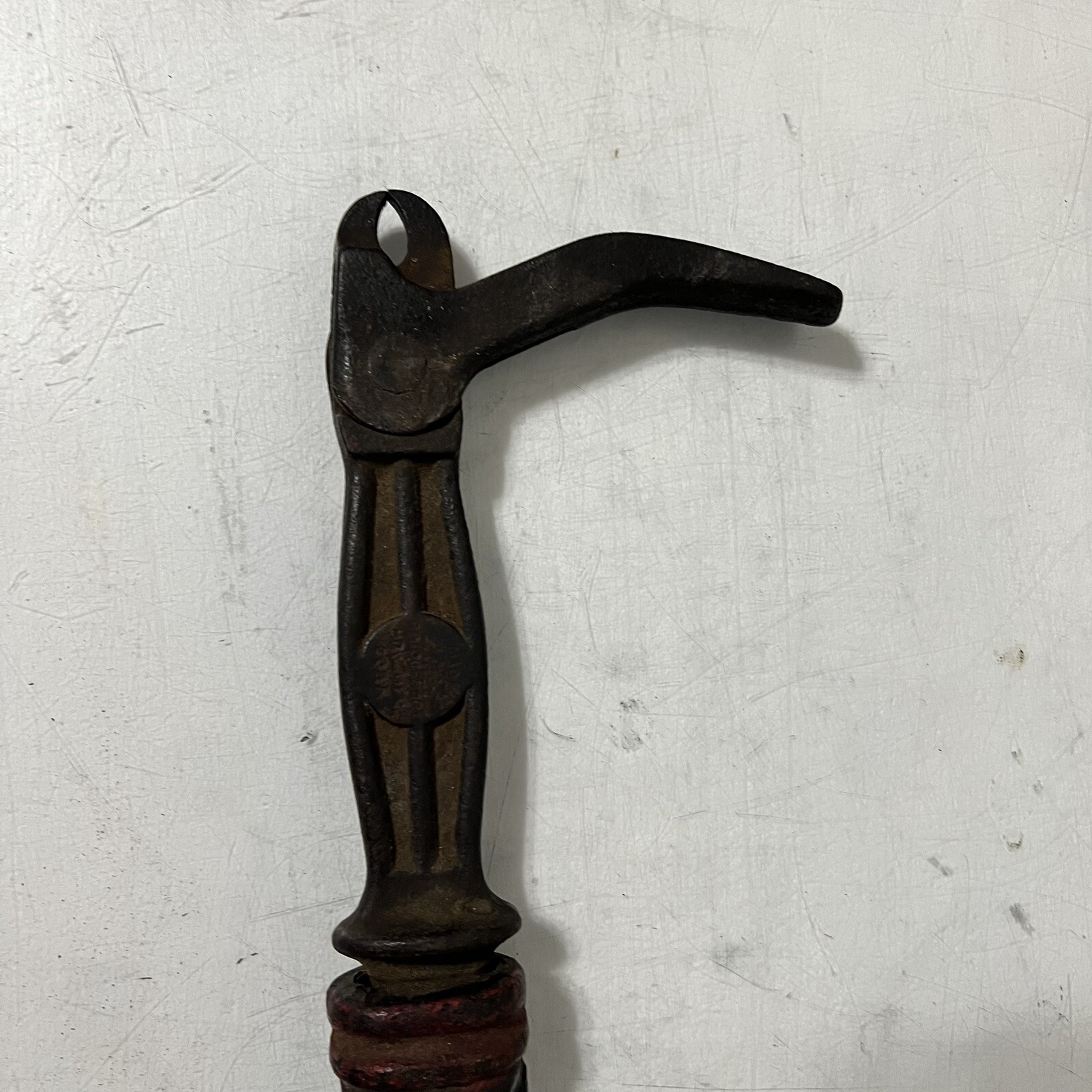 Antique Sure Grip 56 Nail Puller Made in the USA (Bridgeport Hardware