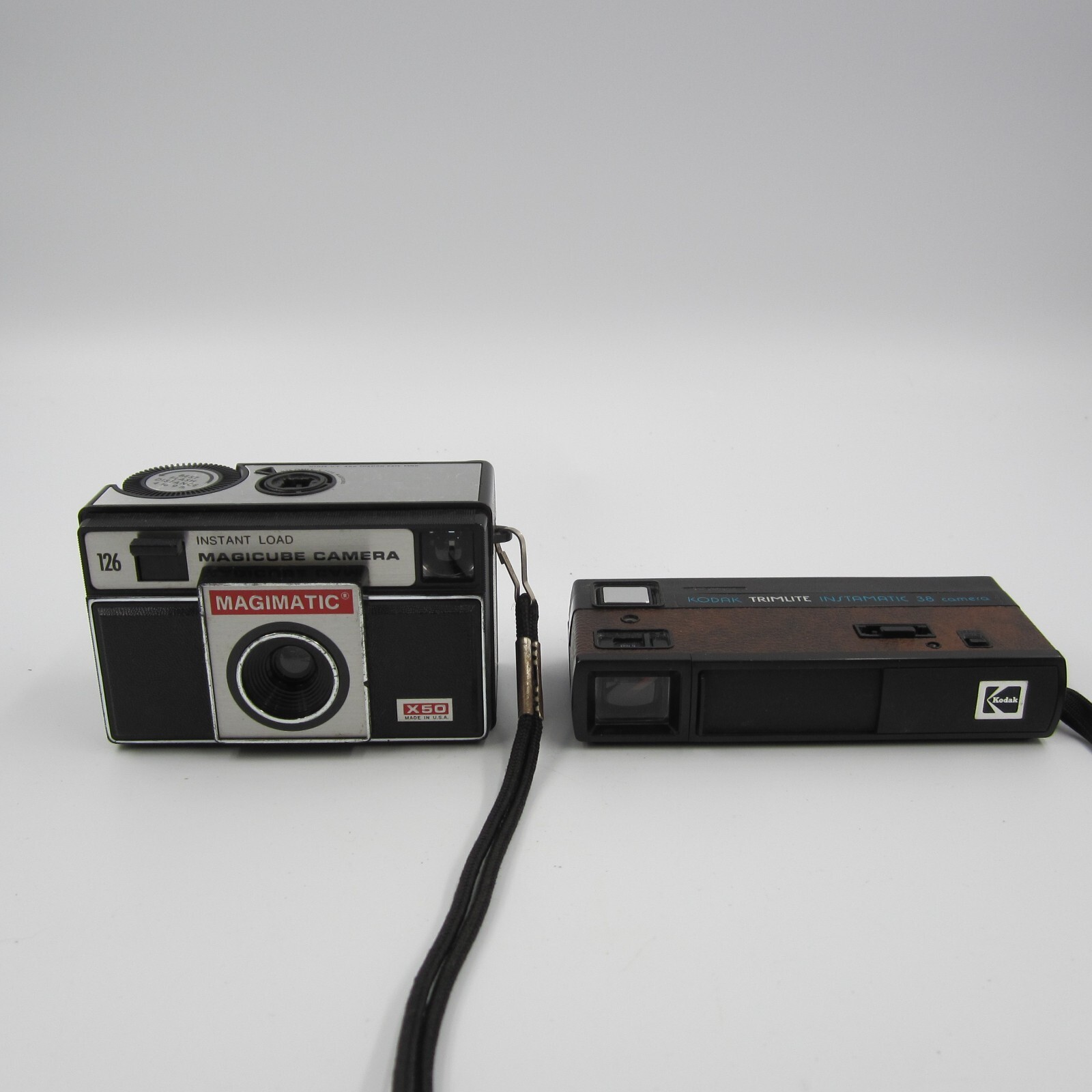 Vintage Kodak Trimlite Instamatic 48 Camera - Works Plus Battery
