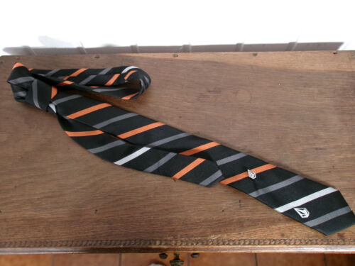 Cravate Volcom noir rayé gris orange 100% soie - Photo 1/6