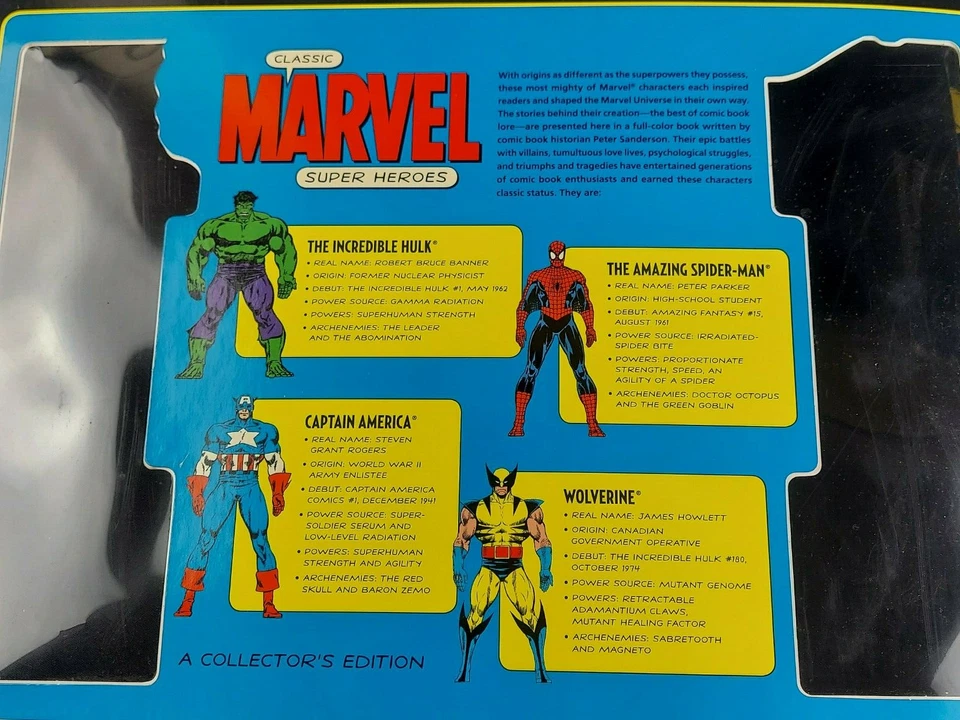 4 bonecos de ação clássicos de super-heróis da Marvel e livro uma edição de colecionador 2005 - Imagem 2 de 4