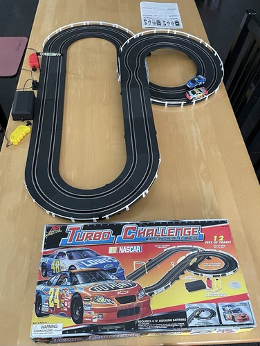 Vintage NASCAR Turbo Challenge 12 Feet of Race Track Battery Operated Works VGC - Picture 9 of 24