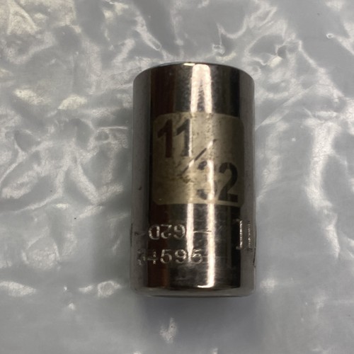 CRAFTSMAN USA 11/32, 1/4 DRIVE, 6 POINT SOCKET G2D 34595 EASY READ - Picture 2 of 8