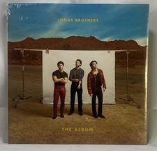 Jonas Brothers – The Album 12