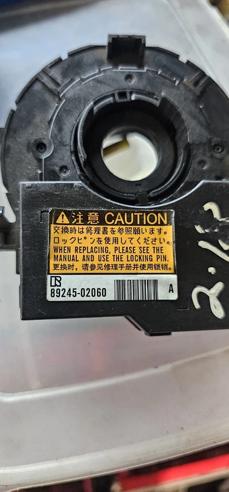 2014-2019 TOYOTA HYBRID 1.8 PETROL SLIP RING SQUIB COMBINATION SWITCH STALK - Image 2 of 4