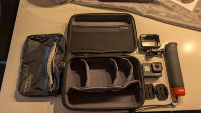 GoPro Hero 7 Black Edition - Action Kamera + Zusatzpaket