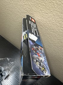 LEGO DC Super Heroes Batman Set #76053 Gotham City Cycle Chase 100% Complete L40