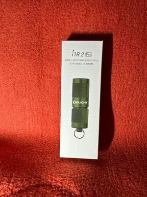 Olight i1R 2 Pro Taschenlampe für Schlüsselbund - 180 Lumen OD Green *NEU & OVP*