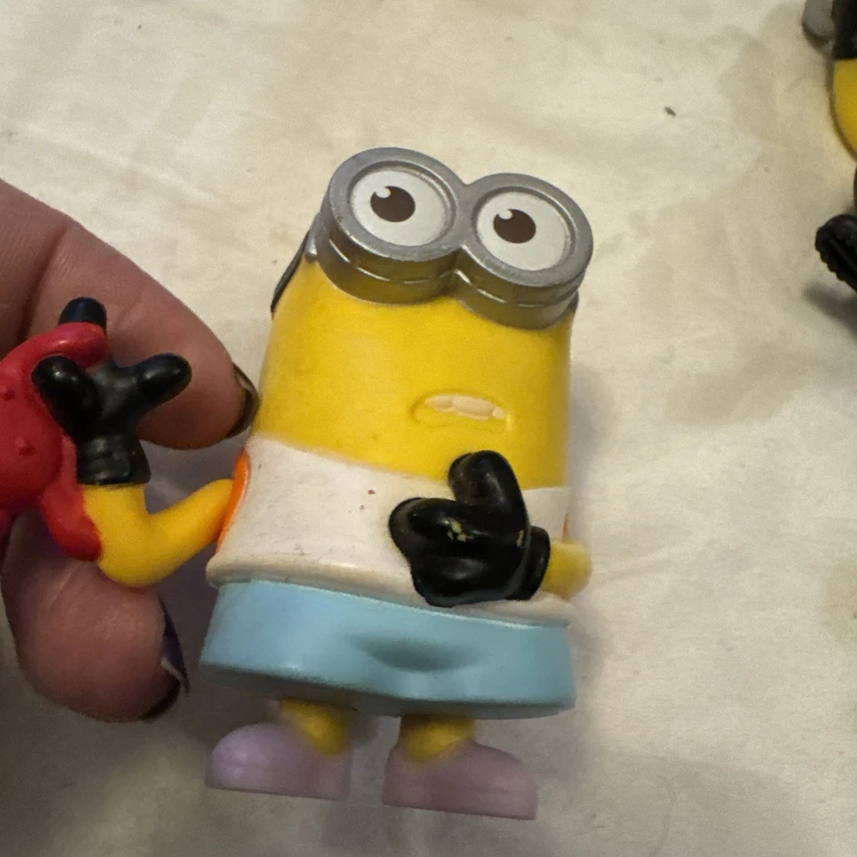 Lote de 16 juguetes Despicable Me Minions varios años/películas - juguetes de PVC y restaurante Foto 4 de 4