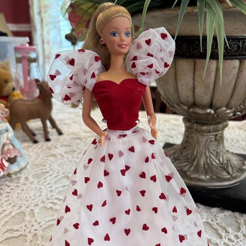 VTG Barbie Loving You Doll Dressed 2 Piece Top & Skirt 1983 Flocked red Hearts - Picture 7 of 19