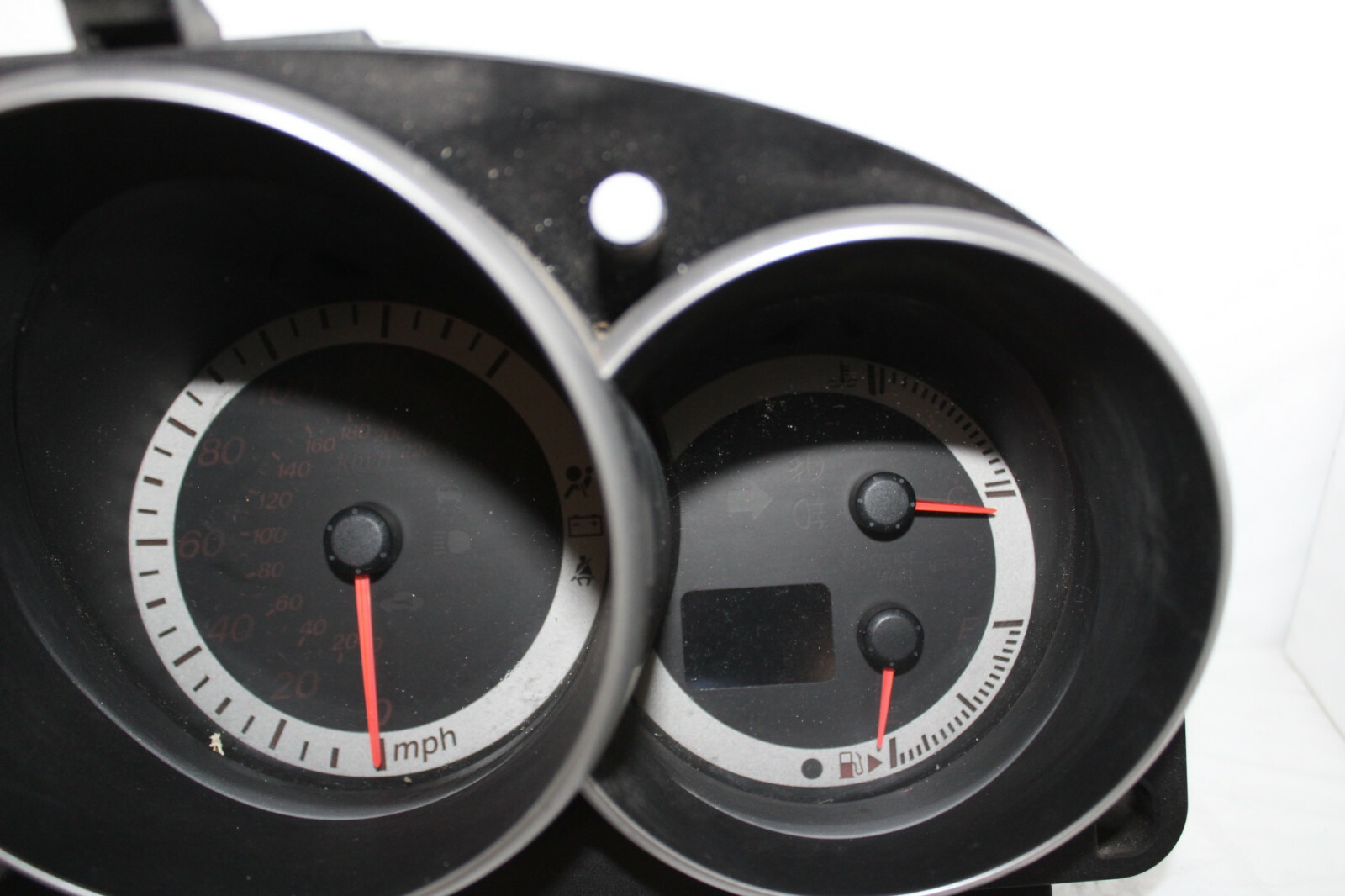 Speedometer Instrument Cluster 04 05 06 Mazda 3 Dash Panel Gauges 31,577 miles