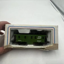LIONEL HO SCALE BURLINGTON NORTHERN CABOOSE 98601 IN BOX - LN!