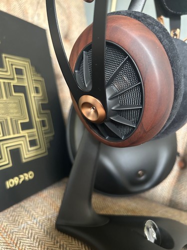 Meze Audio 109 Pro Headphones - Picture 2 of 6