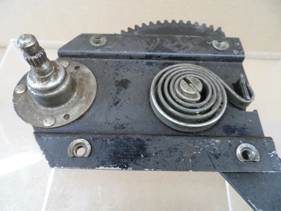 Regulador de ventana 1939 Cadillac 61 1940-41 Cadillac 62 41-47 Cadillac 63 4099913 Foto 3 de 4