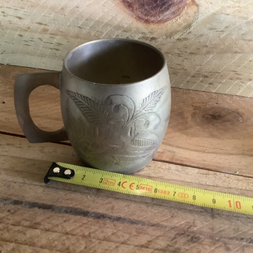 ANTIQUE EPNS CUP MUG ETCHED DESIGN VINTAGE - Picture 7 of 7