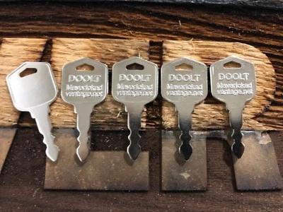 MAVERICK 5 keys for Daewoo Doosan Forklift Skid steer key #554212 "212" "DOOLT"