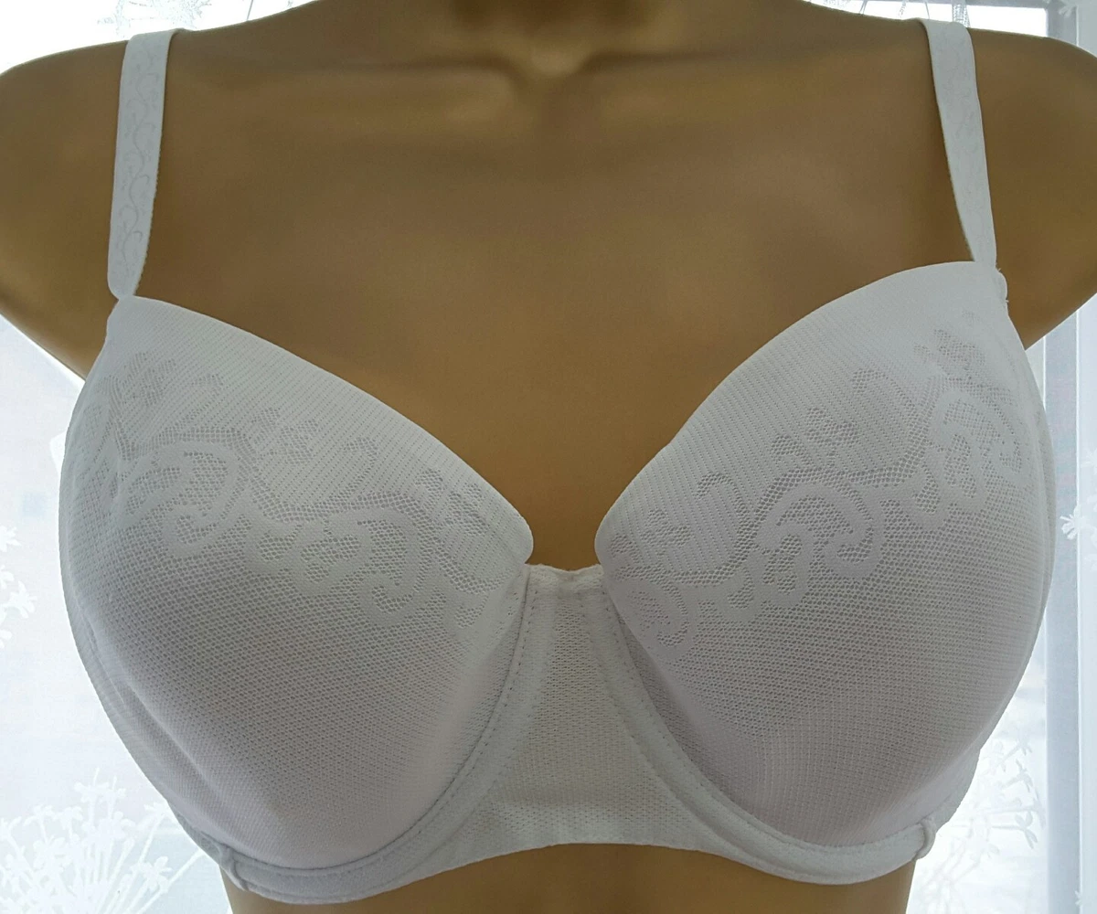 BNWT M and S t-shirt bra size 32E RRP £20