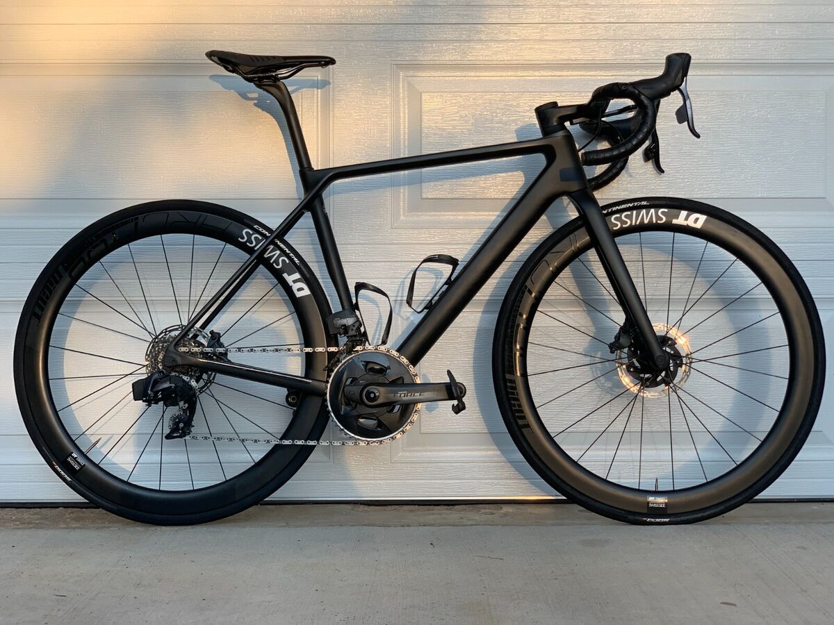 Canyon Road Bike - Ultimate CF SLX Disc 8.0 eTap AXS | eBay Canyon Road Bike - Ultimate CF SLX Disc 8.0 eTap AXS | eBay