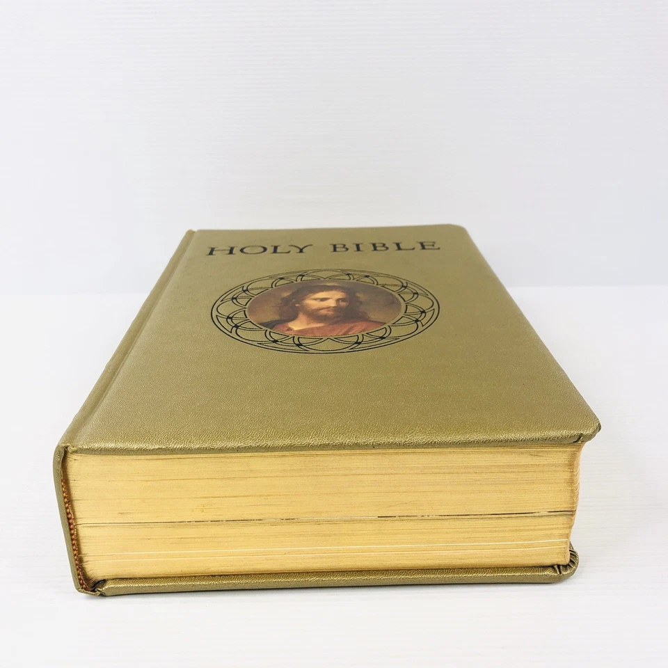 Holy Bible LARGE Catholic Action Edition Vintage 1953 Gold Hardcover in Box Gilt - image 4 of 4